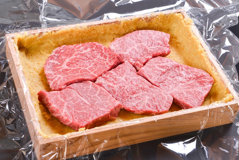 牛肉味噌漬け [木箱詰め] 360g 商品写真